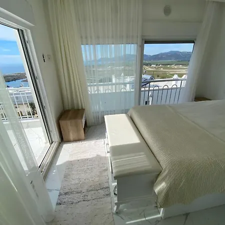 With A Sea View,close To The Bays, Quiet, Calm Holiday home *